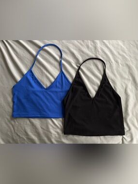 Bundle of ribbed halter tops 💙🖤
